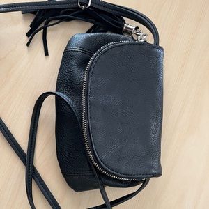 Little black Express bag with tassle